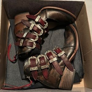 Scarlett black multi